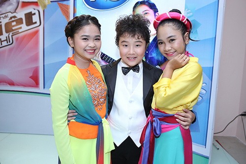 cảm ly: "se khong dat thiẹn nhan di hat hang dem" - 10
