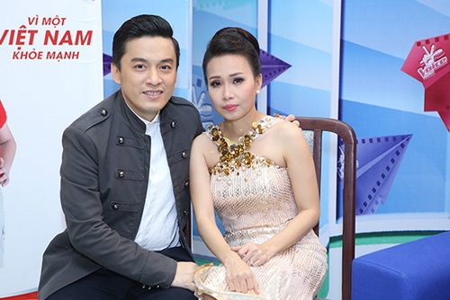 cảm ly: "se khong dat thiẹn nhan di hat hang dem" - 4