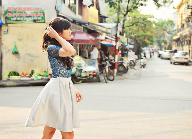 Phái nữ Hà thành đẹp ngỡ ngàng trong gió thu