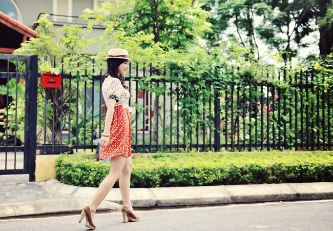 Phái nữ Hà thành đẹp ngỡ ngàng trong gió thu