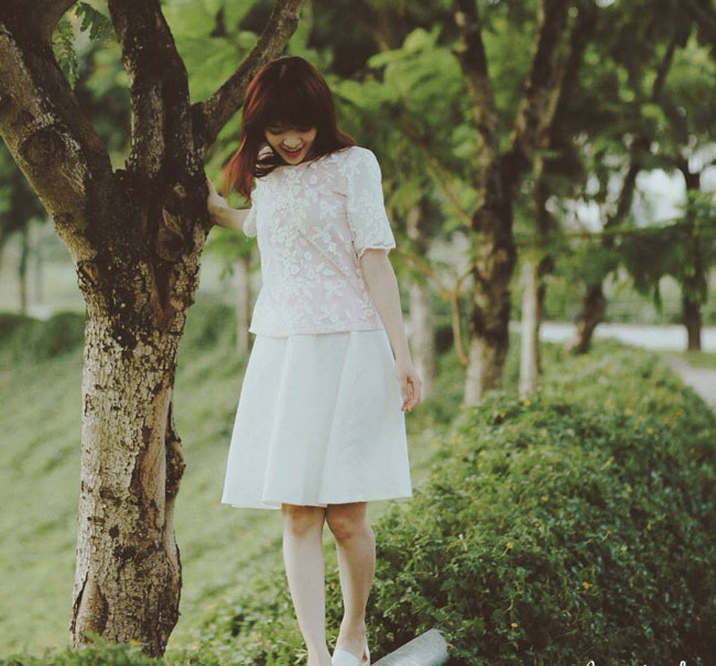 Phái nữ Hà thành đẹp ngỡ ngàng trong gió thu