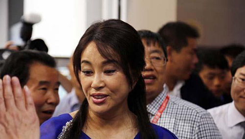 u70 luu hieu khanh lo da mat bong nhay, chay xe - 2