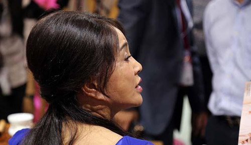 u70 luu hieu khanh lo da mat bong nhay, chay xe - 3