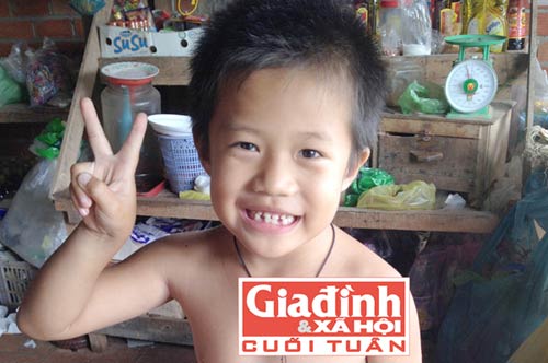 ky dieu bai thuoc “la” giup cau be bi tim bam sinh thoat con nguy kich - 1