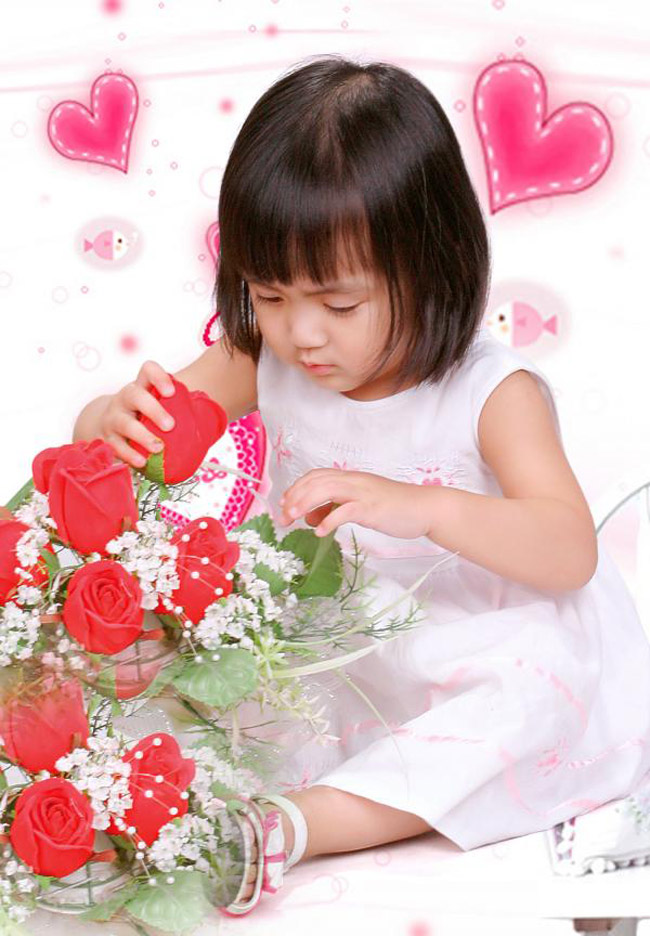 Cô bé có đôi mắt tròn xoe