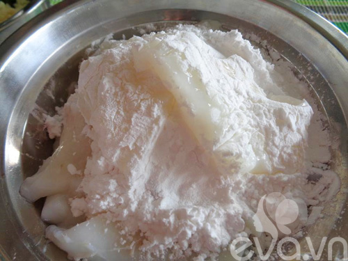Mực xào trứng muối lạ miệng mà ngon cơm - 2