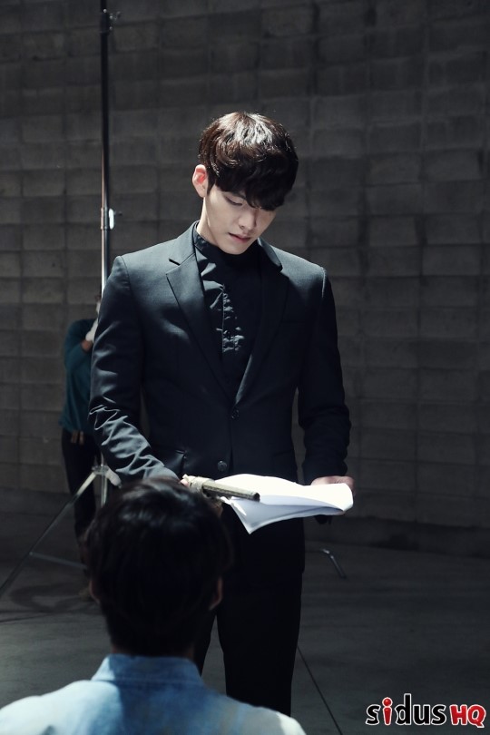 kim woo bin dep trai "chet nguoi" trong phim moi - 5