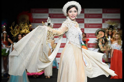 dang thu thao tung bay ao dai 5 ty dong tai nhat - 1