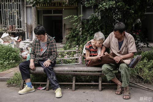 cam dong nguoi chong 30 nam cham vo bi benh - 7