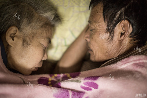 cam dong nguoi chong 30 nam cham vo bi benh - 15