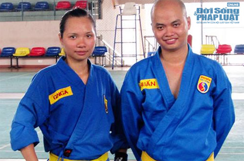 cap doi hlv yeu nhau 5 nam “cam nang” ngay lan cham mat dau tien - 3