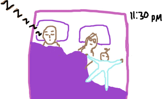 Hình ảnh hài hước về giấc ngủ của bà mẹ hai con