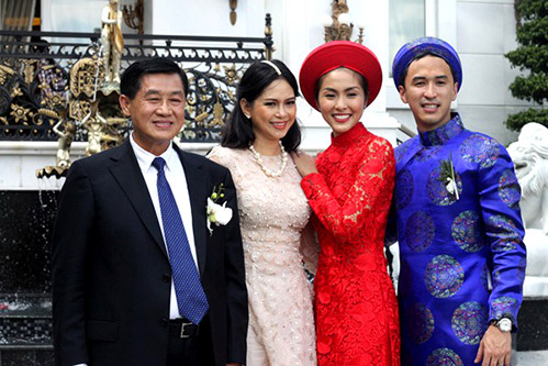 chuyen tinh yeu cua cac "nang lo lem" trong vbiz - 4