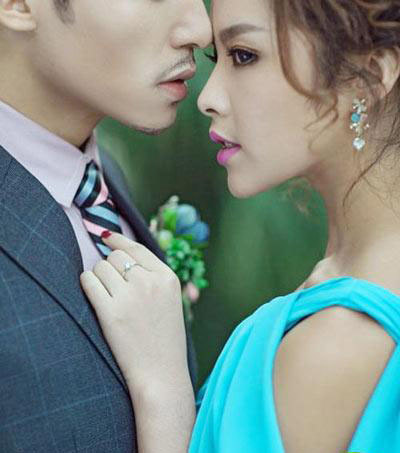 thoi nao ma anh ay van quan tam chuyen trinh tiet? - 1