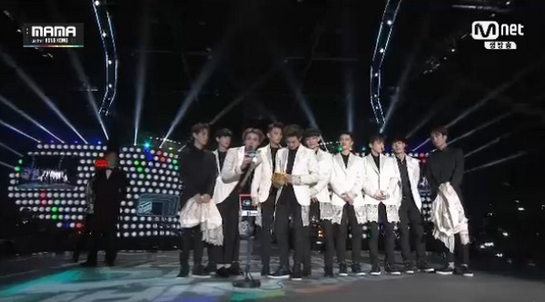 exo am 4 giai thuong lon tai mama 2014 - 1