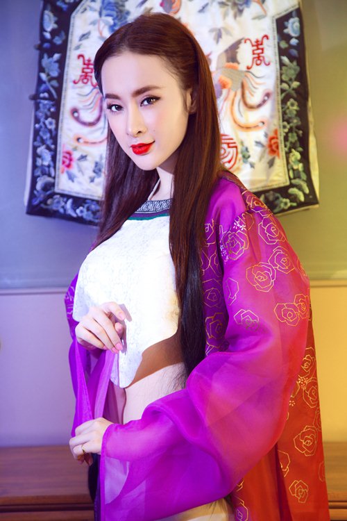 angela phuong trinh goi cam kho cuong voi ao yem - 11