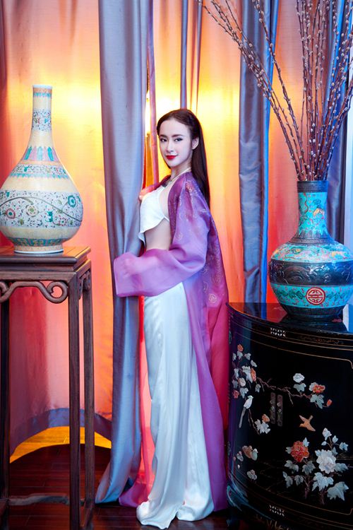 angela phuong trinh goi cam kho cuong voi ao yem - 8