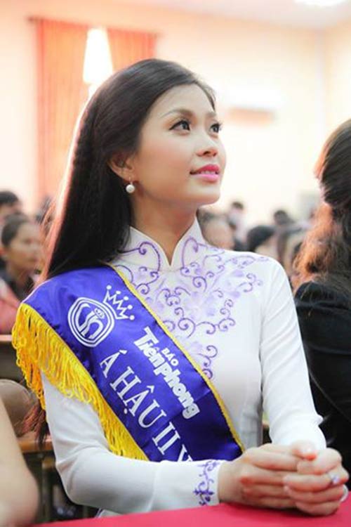 a hau diem trang - loi di khac ky duyen, huyen my - 12