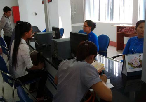 tp.hcm: tiep tuc ban ve tau tet tren mang - 1