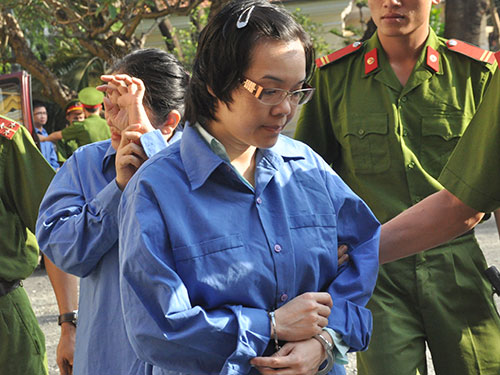 huyen nhu lua 4.000 ti: ngan hang acb ‘phan phao’ vien kiem sat - 1