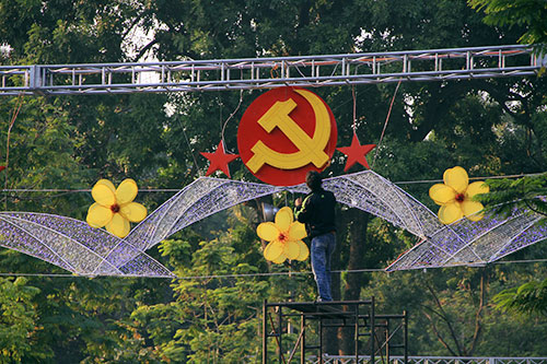 thu do ha noi ruc ro co hoa chao nam moi 2015 - 12