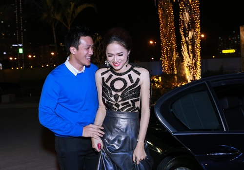 huong giang idol ngai ngung khi duoc ban trai viet kieu hon - 3