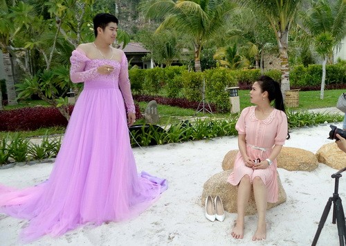 chong nhat kim anh mac vay cau hon vo - 12