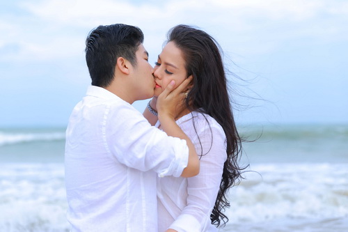 chong nhat kim anh mac vay cau hon vo - 17