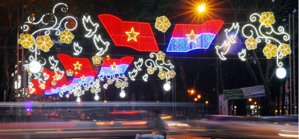 tp.hcm “kinh do anh sang” chao nam moi 2015 - 9