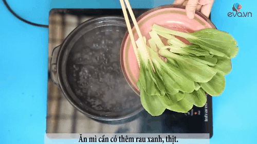 chuyen chua biet ve mi an lien "than thanh" va cach nau mi dam bao suc khoe - 16
