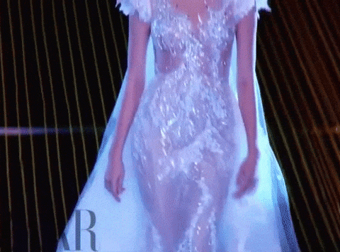 cham diem trinh catwalk cua loat hoa hau viet khi tan cong san dien - 20