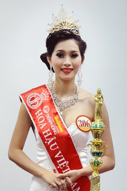 sau dang quang, loat hoa hau viet nang hang nhan sac, sang trang cuoc doi - 9