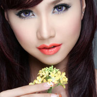Vẽ móng: Hoa cúc dại