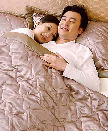 ‘Chuyện phòng the’ và đời sống vợ chồng - 3