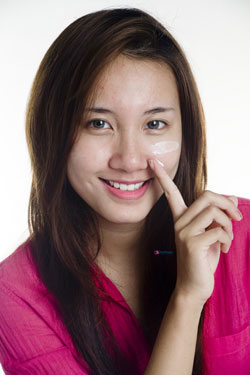 Trang điểm cho khuôn mặt tròn - 2