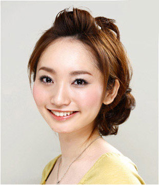 Kiểu đẹp cho tóc ngắn - 3