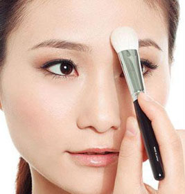 Trang điểm cho mũi cao bất ngờ - 3