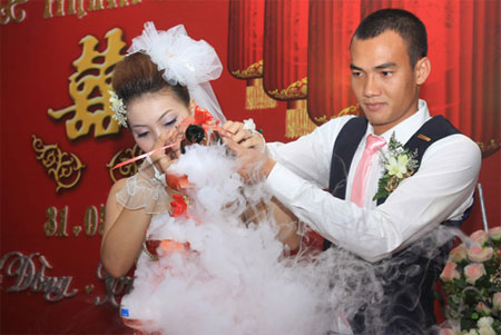 Công Vinh - Thủy Tiên dự đám cưới Đại Đồng - 5