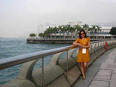 Chị em "tám" chuyện cô đơn - 3