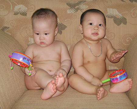 Bé trai với biệt danh Cò công chúa - 7