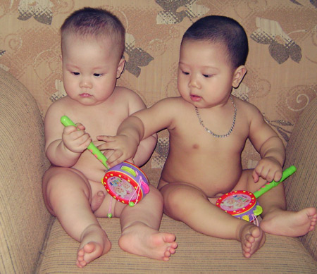 Bé trai với biệt danh Cò công chúa - 6