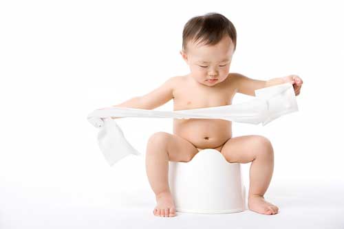 8 dấu hiệu dị ứng sữa của bé - 1
