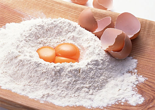 Chế mặt nạ từ bột nở - 1