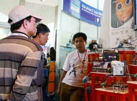 Mua hàng khuyến mãi 50%: Có nên tin? - 2