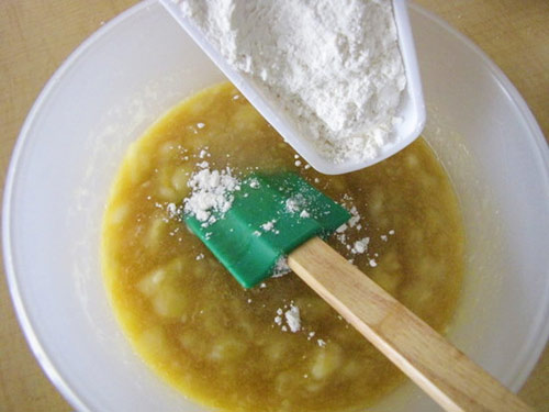 Thơm nức mũi bánh mỳ chuối - 7