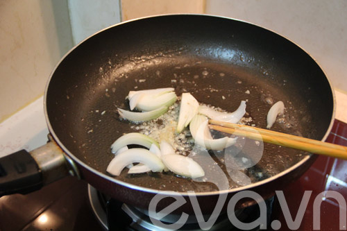 bao tủ cá ba sa xào chua ngọt - 4