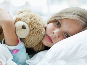 12 sai lầm phòng ngủ gây nguy hiểm sức khỏe của trẻ