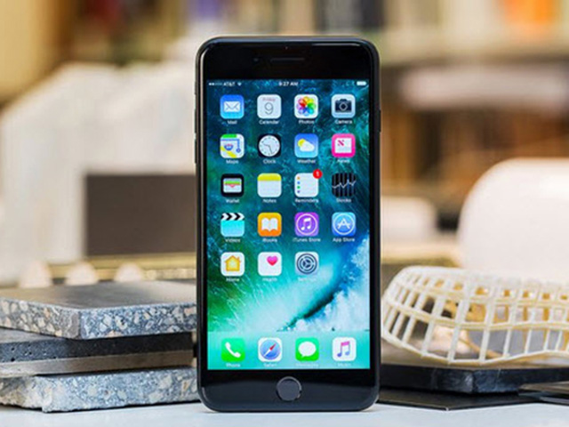 iPhone 7 chính hãng vẫn chưa về Việt Nam trong tháng 10