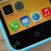 Apple chính thức trình làng iPhone 5C bản 8 GB giá rẻ