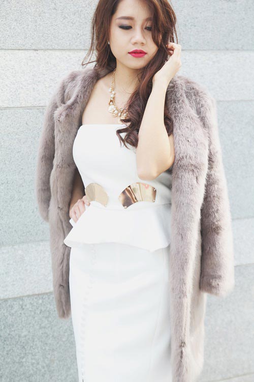 Áo khoác nữ Hàn Quốc đẹp cho đêm tiệc thêm ấn tượng